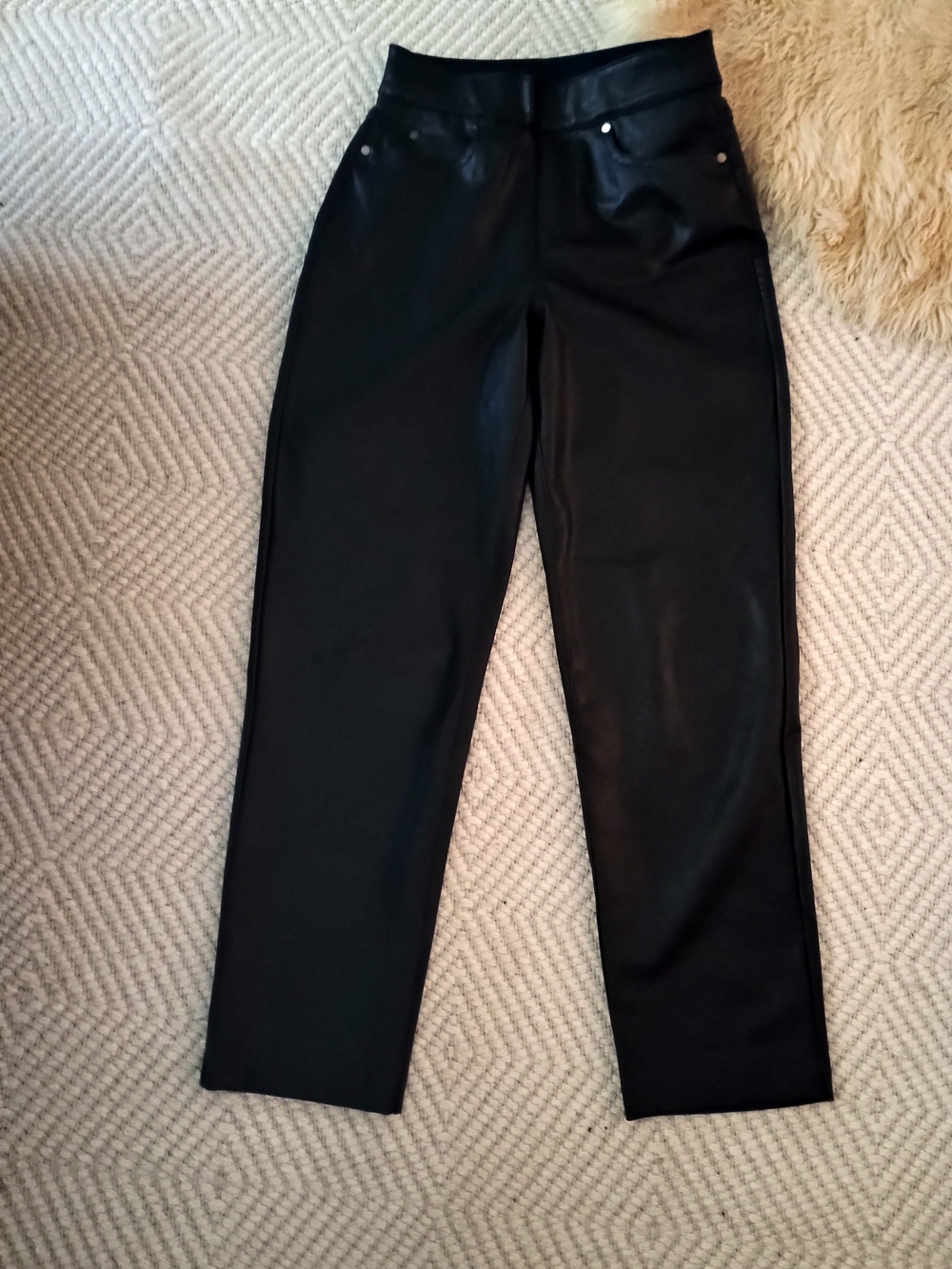 SPANX Black High-Waist Shaping Leggings with Red Logo Tab XS